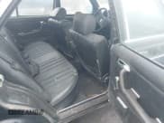 ✅ 1982 Mercedes-Benz 240 • VIN: WDBAB23A2CB344094 • Lot: 43312564. Wystawiony na IAAI z przebiegiem 244 525 mil. Bezpłatny archiwum sprzedaży aukcyjnych z USA i szczegółowy raport historii pojazdu na DreamBid. Zdjęcie 8.