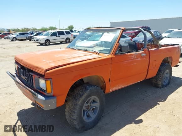 ✅ 1991 GMC Sonoma • VIN: 1GTCT14Z3M8509185 • Lot: 42489469. Listed on IAAI with 210,157 mi. Free auction sales archive from the USA and detailed vehicle history report at DreamBid. Image 2.