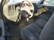 ✅ 2003 Chevrolet Silverado 1500 Work Truck • VIN: 1GCEC14X43Z286459 • Лот: 70525384. Опубликован ранее на Copart с пробегом 246 610 миль. Бесплатный доступ к архиву аукционных продаж из США и подробный отчёт об истории автомобиля на DreamBid. Изображение 8.