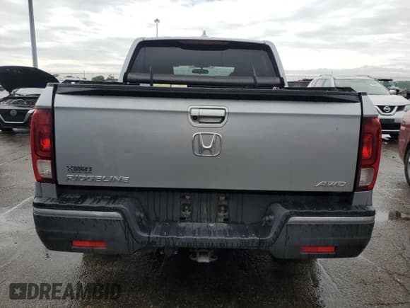 ✅ 2017 Honda Ridgeline RTS • VIN: 5FPYK3F41HB010193 • Lot: 59804085. Wystawiony na Copart z przebiegiem 224 451 mil. Bezpłatny archiwum sprzedaży aukcyjnych z USA i szczegółowy raport historii pojazdu na DreamBid. Zdjęcie 6.