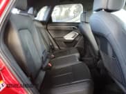 ✅ 2020 Audi Q3 Premium Plus • VIN: WA1BECF30L1122041 • Lot: 92317315. Wystawiony na Copart z przebiegiem 81 927 mil. Bezpłatny archiwum sprzedaży aukcyjnych z USA i szczegółowy raport historii pojazdu na DreamBid. Zdjęcie 10.