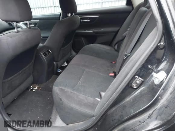 ✅ 2014 Nissan Altima SV • VIN: 1N4AL3AP0EC119817 • Lot: 43039612. Listed on IAAI with 127,185 mi. Free auction sales archive from the USA and detailed vehicle history report at DreamBid. Image 8.