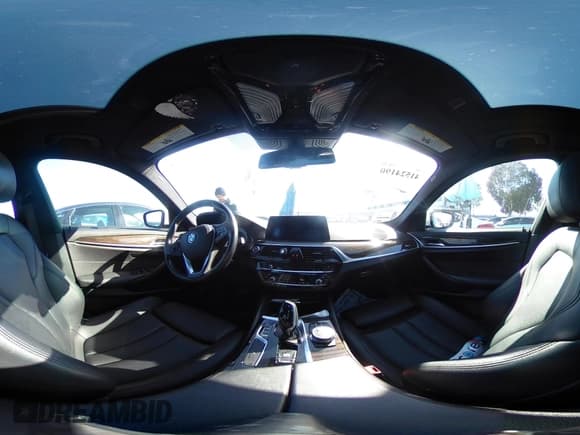 ✅ 2019 BMW 5 Series 530i • VIN: WBAJA5C53KWW48516 • Lot: 41524190. Listed on IAAI with 62,280 mi. Free auction sales archive from the USA and detailed vehicle history report at DreamBid. Image 18.