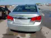 2013 Chevrolet Cruze LS z VIN 1G1PA5SH5D7145164, wystawiony jako IAAI lot #43294377 z przebiegiem 191 872 mil mil oraz . Historia ofert i sprzedaży dostępna na DreamBid. Obrazek 16.