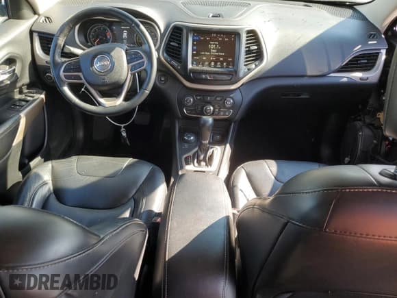 ✅ 2018 Jeep Cherokee Limited • VIN: 1C4PJMDB2JD525442 • Lot: 90337155. Listed on Copart with 92,779 mi. Free auction sales archive from the USA and detailed vehicle history report at DreamBid. Image 8.