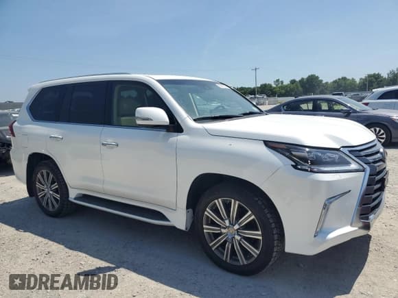 ✅ 2017 Lexus LX 570 • VIN: JTJHY7AX6H4230935 • Lot: 66151045. Wystawiony na Copart z przebiegiem 121 655 mil. Bezpłatny archiwum sprzedaży aukcyjnych z USA i szczegółowy raport historii pojazdu na DreamBid. Zdjęcie 4.