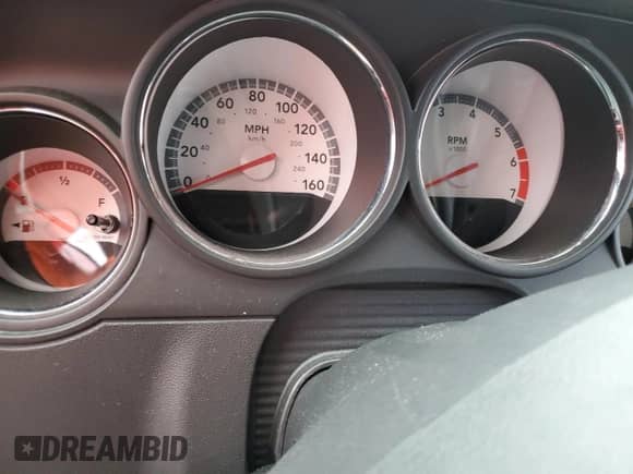 2010 Dodge Challenger R/T z VIN 2B3CJ5DT2AH146295, wystawiony jako Copart lot #74652604 z przebiegiem Nie podano mil oraz Szkoda całkowita • Salvage title. Historia ofert i sprzedaży dostępna na DreamBid. Obrazek 9.