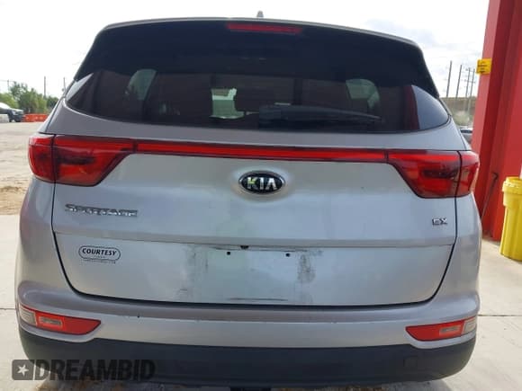 ✅ 2017 Kia Sportage EX • VIN: KNDPN3AC2H7177288 • Lot: 43924293. Listed on IAAI with 135,378 mi. Free auction sales archive from the USA and detailed vehicle history report at DreamBid. Image 6.