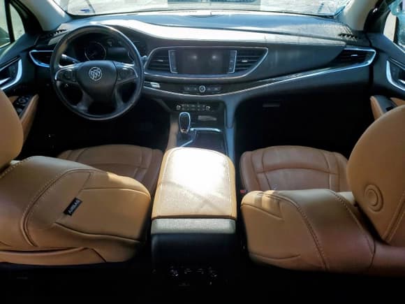 ✅ 2018 Buick Enclave Premium • VIN: 5GAERCKW9JJ284062 • Lot: 86628925. Listed on Copart with 90,898 mi. Free auction sales archive from the USA and detailed vehicle history report at DreamBid. Image 8.