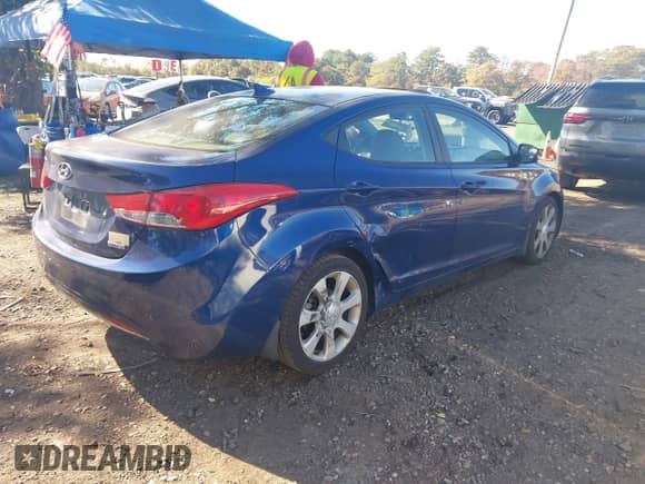 2013 Hyundai Elantra GLS z VIN KMHDH4AE5DU711232, wystawiony jako IAAI lot #43526333 z przebiegiem 92 535 mil mil oraz . Historia ofert i sprzedaży dostępna na DreamBid. Obrazek 4.
