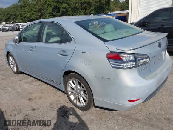 ✅ 2010 Lexus HS 250h Premium • VIN: JTHBB1BA9A2011274 • Lot: 43277001. Listed on IAAI with 140,313 mi. Free auction sales archive from the USA and detailed vehicle history report at DreamBid. Image 3.