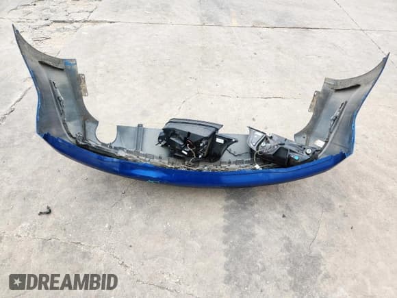 ✅ 2017 Ford Mustang V6 • VIN: 1FA6P8AM2H5294804 • Lot: 57181825. Listed on Copart with 96,551 mi. Free auction sales archive from the USA and detailed vehicle history report at DreamBid. Image 12.