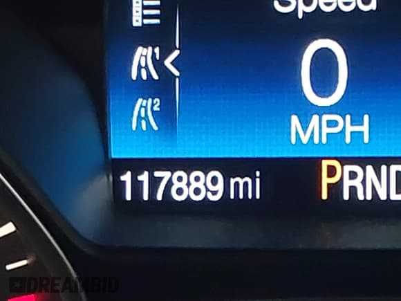 ✅ 2017 Ford Escape SE • VIN: 1FMCU9GD9HUC55311 • Lot: 43468403. Listed on IAAI with 117,889 mi. Free auction sales archive from the USA and detailed vehicle history report at DreamBid. Image 16.