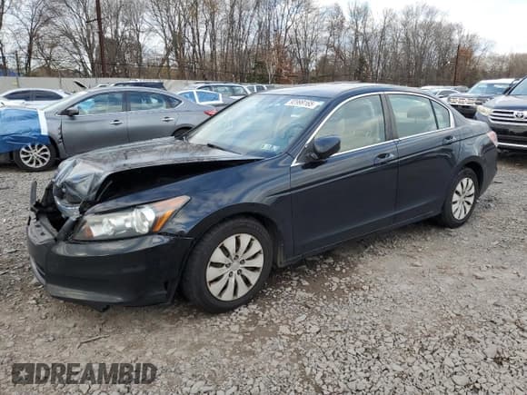 ✅ 2012 Honda Accord LX • VIN: 1HGCP2F3XCA024165 • Лот: 92999165. Опубликован ранее на Copart с пробегом 270 931 миль. Бесплатный доступ к архиву аукционных продаж из США и подробный отчёт об истории автомобиля на DreamBid. Изображение 1.