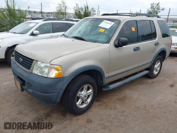 ✅ 2005 Ford Explorer XLS • VIN: 1FMZU72K15ZA54487 • Лот: 42998140. Опубликован ранее на IAAI с пробегом Не указан. Бесплатный доступ к архиву аукционных продаж из США и подробный отчёт об истории автомобиля на DreamBid. Изображение 2.