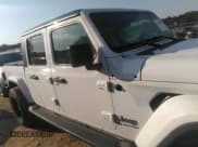 ✅ 2021 Jeep Gladiator High Altitude • VIN: 1C6HJTFG8ML551312 • Lot: 43138492. Wystawiony na IAAI z przebiegiem 66 835 mil. Bezpłatny archiwum sprzedaży aukcyjnych z USA i szczegółowy raport historii pojazdu na DreamBid. Zdjęcie 13.