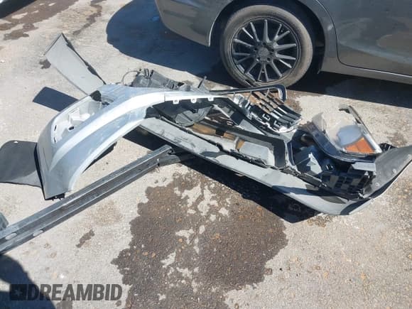 ✅ 2018 Chevrolet Colorado 2WD LT • VIN: 1GCGSCEN7J1143893 • Lot: 42079057. Listed on IAAI with 72,351 mi. Free auction sales archive from the USA and detailed vehicle history report at DreamBid. Image 12.