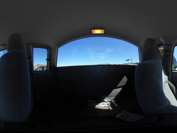 ✅ 2000 Chevrolet S-10 LS • VIN: 1GCCS1947Y8107823 • Лот: 42003992. Опубликован ранее на IAAI с пробегом 236 344 миль. Бесплатный доступ к архиву аукционных продаж из США и подробный отчёт об истории автомобиля на DreamBid. Изображение 18.