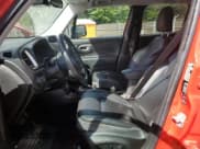 ✅ 2016 Jeep Renegade Limited • VIN: ZACCJADT6GPC85053 • Lot: 85124825. Wystawiony na Copart z przebiegiem 74 796 mil. Bezpłatny archiwum sprzedaży aukcyjnych z USA i szczegółowy raport historii pojazdu na DreamBid. Zdjęcie 7.