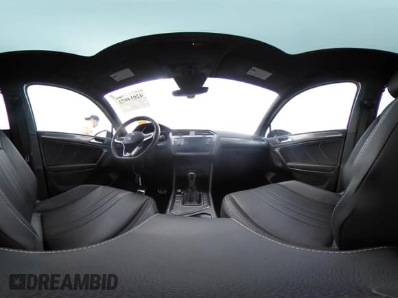 ✅ 2023 Volkswagen Tiguan SE R-Line Black • VIN: 3VVCB7AX5PM039767 • Lot: 42014072. Wystawiony na IAAI z przebiegiem 18 424 mil. Bezpłatny archiwum sprzedaży aukcyjnych z USA i szczegółowy raport historii pojazdu na DreamBid. Zdjęcie 22.