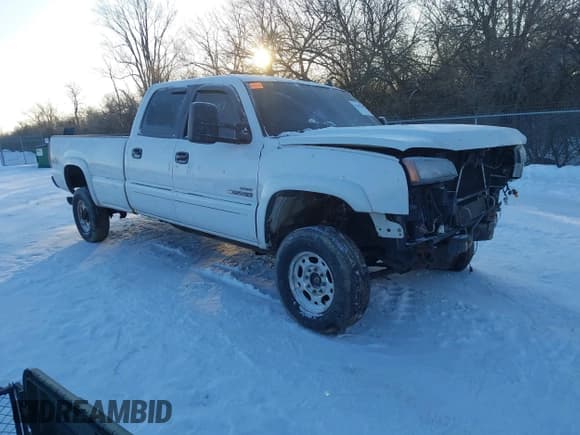 ✅ 2006 Chevrolet Silverado 2500HD LT3 • VIN: 1GCHK23D66F229988 • Лот: 41307107. Опубликован ранее на IAAI с пробегом 300 813 миль. Бесплатный доступ к архиву аукционных продаж из США и подробный отчёт об истории автомобиля на DreamBid. Изображение 1.
