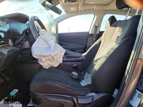 ✅ 2025 Hyundai Elantra SEL Convenience • VIN: KMHLS4DG6SU880618 • Lot: 90060215. Listed on Copart with Not provided. Free auction sales archive from the USA and detailed vehicle history report at DreamBid. Image 7.