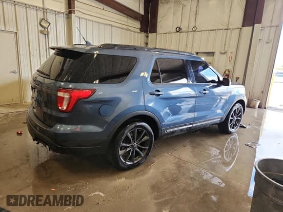 ✅ 2019 Ford Explorer XLT • VIN: 1FM5K7D85KGA39178 • Лот: 85926425. Опубликован ранее на Copart с пробегом 160 631 миль. Бесплатный доступ к архиву аукционных продаж из США и подробный отчёт об истории автомобиля на DreamBid. Изображение 3.