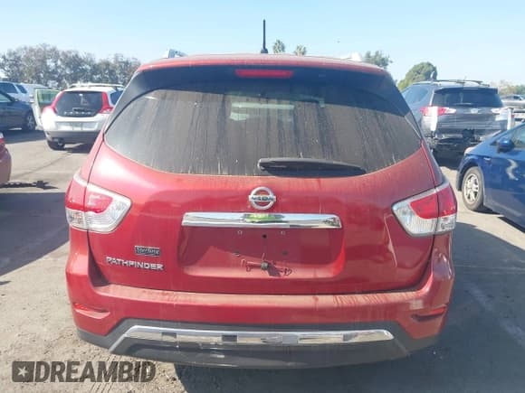 ✅ 2015 Nissan Pathfinder SL • VIN: 5N1AR2MN2FC677582 • Lot: 43653468. Wystawiony na IAAI z przebiegiem 122 504 mil. Bezpłatny archiwum sprzedaży aukcyjnych z USA i szczegółowy raport historii pojazdu na DreamBid. Zdjęcie 16.