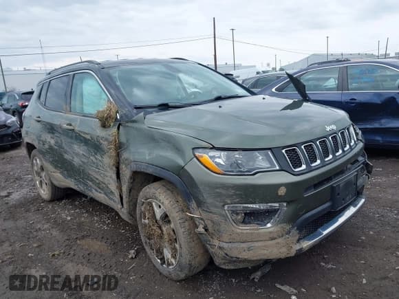 ✅ 2020 Jeep Compass Limited • VIN: 3C4NJDCBXLT123657 • Lot: 42004527. Wystawiony na IAAI z przebiegiem 99 669 mil. Bezpłatny archiwum sprzedaży aukcyjnych z USA i szczegółowy raport historii pojazdu na DreamBid. Zdjęcie 1.