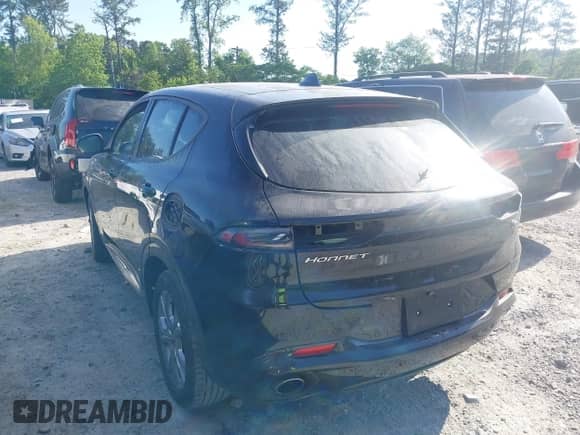 2024 Dodge Hornet R/T z VIN ZACPDFCW4R3A44037, wystawiony jako IAAI lot #42156053 z przebiegiem 17 196 mil mil oraz . Historia ofert i sprzedaży dostępna na DreamBid. Obrazek 14.