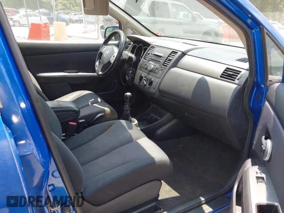 ✅ 2007 Nissan Versa S • VIN: 3N1BC13E87L392500 • Lot: 42683596. Listed on IAAI with 209,920 mi. Free auction sales archive from the USA and detailed vehicle history report at DreamBid. Image 5.