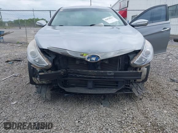 ✅ 2014 Hyundai Sonata Limited • VIN: KMHEC4A48EA116629 • Lot: 42070212. Wystawiony na IAAI z przebiegiem 95 295 mil. Bezpłatny archiwum sprzedaży aukcyjnych z USA i szczegółowy raport historii pojazdu na DreamBid. Zdjęcie 6.