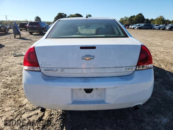 ✅ 2015 Chevrolet Impala LT • VIN: 2G1WB5E31F1126121 • Лот: 82549255. Опубликован ранее на Copart с пробегом 134 776 миль. Бесплатный доступ к архиву аукционных продаж из США и подробный отчёт об истории автомобиля на DreamBid. Изображение 6.