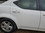 ✅ 2009 Dodge Avenger SXT • VIN: 1B3LC56B69N561590 • Лот: 85234844. Опубликован ранее на Copart с пробегом Не указан. Бесплатный доступ к архиву аукционных продаж из США и подробный отчёт об истории автомобиля на DreamBid. Изображение 11.