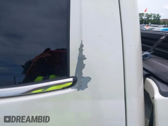 ✅ 2015 GMC Sierra 1500 SLT • VIN: 3GTU2VEC8FG309117 • Lot: 42505739. Listed on IAAI with 311,603 mi. Free auction sales archive from the USA and detailed vehicle history report at DreamBid. Image 18.