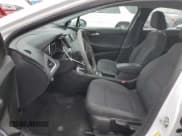 ✅ 2019 Chevrolet Cruze LS • VIN: 3G1BC6SM9KS605271 • Lot: 48819703. Listed on Copart with 30,702 mi. Free auction sales archive from the USA and detailed vehicle history report at DreamBid. Image 7.