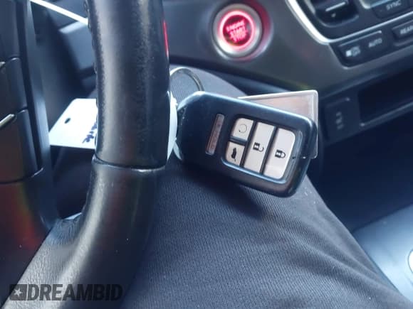 ✅ 2017 Honda Pilot EX-L • VIN: 5FNYF6H56HB086190 • Lot: 43626980. Listed on IAAI with 146,478 mi. Free auction sales archive from the USA and detailed vehicle history report at DreamBid. Image 11.