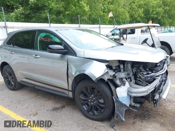 ✅ 2024 Ford Edge SE • VIN: 2FMPK4G99RBB20763 • Lot: 42416680. Listed on IAAI with 38,616 mi. Free auction sales archive from the USA and detailed vehicle history report at DreamBid. Image 1.