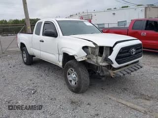 ✅ 2017 Toyota Tacoma SR • VIN: 5TFSX5ENXHX053717 • Lot: 43371255. Wystawiony na IAAI z przebiegiem 162 425 mil. Bezpłatny archiwum sprzedaży aukcyjnych z USA i szczegółowy raport historii pojazdu na DreamBid. Zdjęcie 1.