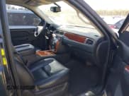 ✅ 2013 Chevrolet Tahoe LTZ • VIN: 1GNSCCE07DR169385 • Lot: 41899972. Listed on IAAI with 132,005 mi. Free auction sales archive from the USA and detailed vehicle history report at DreamBid. Image 5.