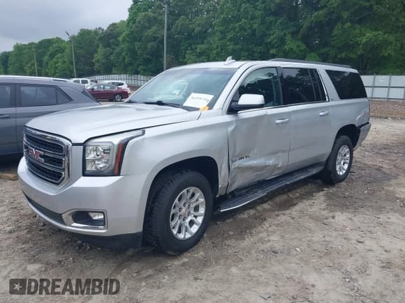 ✅ 2019 GMC Yukon XL SLT • VIN: 1GKS1GKC0KR242408 • Lot: 42144783. Wystawiony na IAAI z przebiegiem Nie podano. Bezpłatny archiwum sprzedaży aukcyjnych z USA i szczegółowy raport historii pojazdu na DreamBid. Zdjęcie 2.
