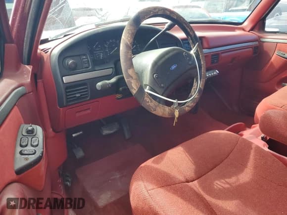✅ 1992 Ford F-150 • VIN: 1FTEX14H2NKA55620 • Lot: 76487124. Listed on Copart with 182,781 mi. Free auction sales archive from the USA and detailed vehicle history report at DreamBid. Image 8.