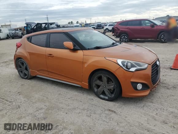 ✅ 2014 Hyundai Veloster Turbo • VIN: KMHTC6AE7EU210950 • Lot: 88154055. Wystawiony na Copart z przebiegiem 135 628 mil. Bezpłatny archiwum sprzedaży aukcyjnych z USA i szczegółowy raport historii pojazdu na DreamBid. Zdjęcie 4.