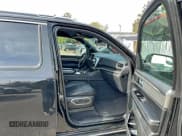 ✅ 2024 Jeep Wagoneer Series II • VIN: 1C4SJRBPXRS137078 • Лот: 95067855. Опубликован ранее на Copart с пробегом 20 725 миль. Бесплатный доступ к архиву аукционных продаж из США и подробный отчёт об истории автомобиля на DreamBid. Изображение 5.