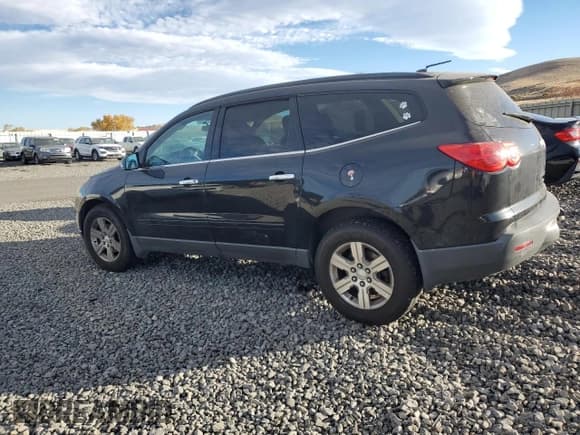 ✅ 2012 Chevrolet Traverse 1LT • VIN: 1GNKRGED8CJ122372 • Lot: 91116175. Wystawiony na Copart z przebiegiem 201 395 mil. Bezpłatny archiwum sprzedaży aukcyjnych z USA i szczegółowy raport historii pojazdu na DreamBid. Zdjęcie 2.