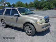 ✅ 2007 Lincoln Navigator • VIN: 5LMFU27577LJ23436 • Лот: 42301800. Опубликован ранее на IAAI с пробегом 180 466 миль. Бесплатный доступ к архиву аукционных продаж из США и подробный отчёт об истории автомобиля на DreamBid. Изображение 1.