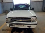 ✅ 1996 Chevrolet Blazer • VIN: 1GNDT13W5T2230602 • Lot: 87273235. Wystawiony na Copart z przebiegiem 201 815 mil. Bezpłatny archiwum sprzedaży aukcyjnych z USA i szczegółowy raport historii pojazdu na DreamBid. Zdjęcie 5.