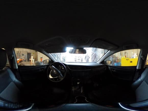 ✅ 2018 Toyota Corolla LE • VIN: 2T1BURHEXJC965487 • Lot: 43589909. Listed on IAAI with 143,024 mi. Free auction sales archive from the USA and detailed vehicle history report at DreamBid. Image 18.