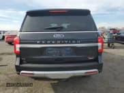 ✅ 2024 Ford Expedition XLT • VIN: 1FMJU1J85REA21358 • Lot: 91669045. Wystawiony na Copart z przebiegiem 48 647 mil. Bezpłatny archiwum sprzedaży aukcyjnych z USA i szczegółowy raport historii pojazdu na DreamBid. Zdjęcie 6.