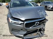 ✅ 2018 Volvo XC60 Momentum • VIN: YV4A22RK6J1032202 • Лот: 70463735. Опубликован ранее на Copart с пробегом 115 147 миль. Бесплатный доступ к архиву аукционных продаж из США и подробный отчёт об истории автомобиля на DreamBid. Изображение 14.